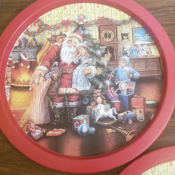 2 13 Inch Tin Christmas Cookie Trays with Santa Claus and Kids, Red - Picture 3 of 7
